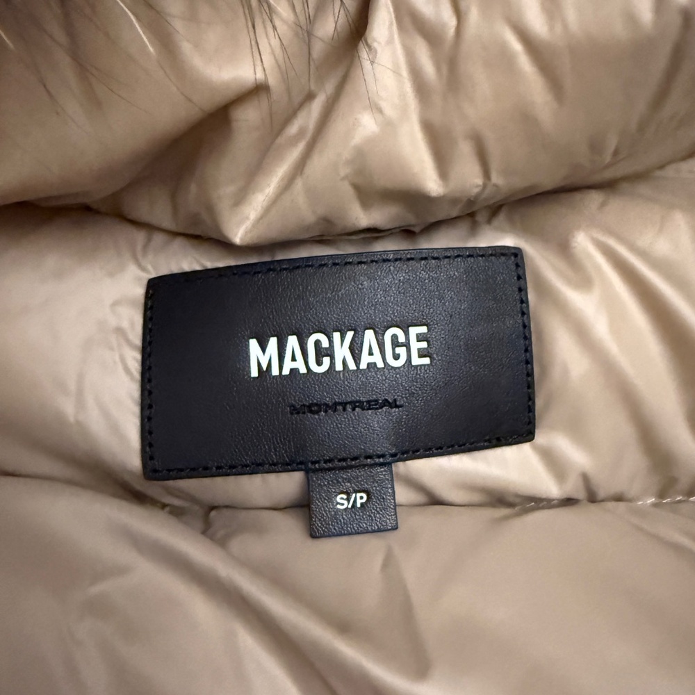 Mackage Valery Coyote Fur-Trim Hoodie Down Coat Camel Beige Size S/P (NWOT) - Picture 3 of 8